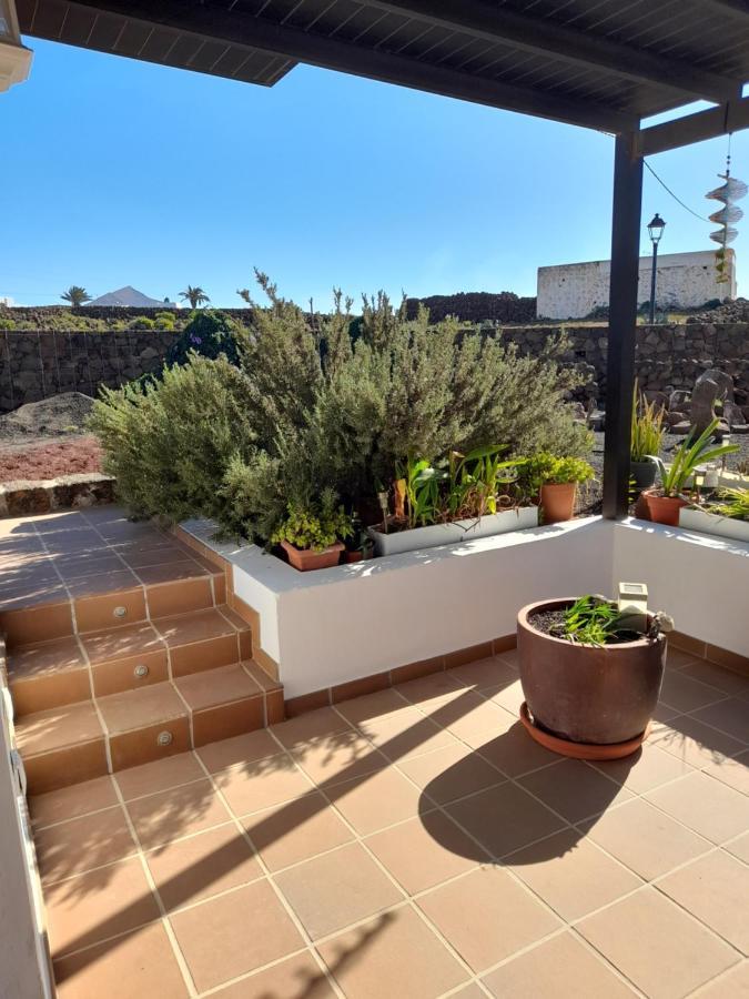 Apartamento Con Terraza Y Jardin Las Breñas Exteriör bild